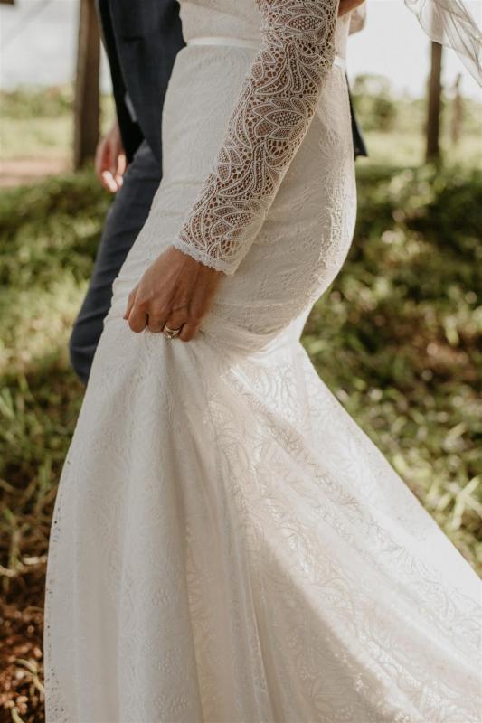 Real bride Charlotte wore the Wild Hearts Jemma wedding dress by Karen Willis Holmes.