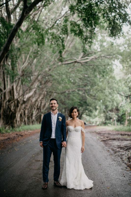 Real bride Naomi wore the Bespoke Annika wedding dress by Karen Willis Holmes.
