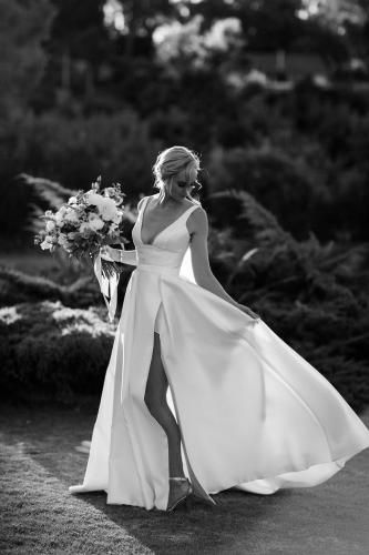 Taryn Camille | Modern A-Line Wedding Dress | Karen Willis Holmes