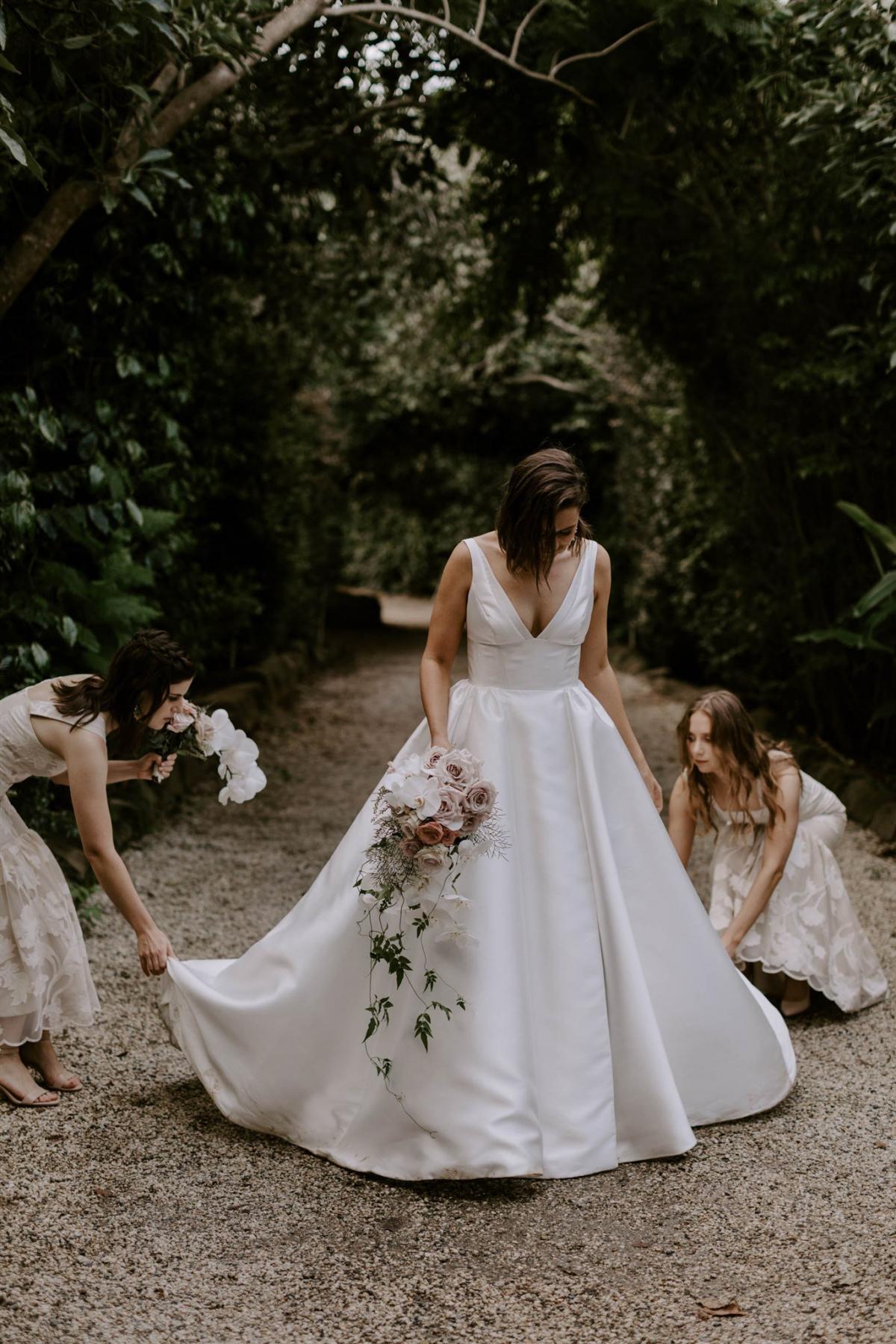 Read all about our real bride's wedding in this blog. She wore the Bespoke Taryn/Camille wedding dress by Karen Willis Holmes.