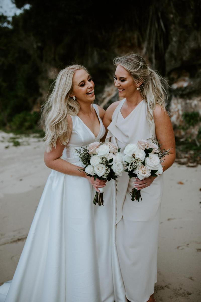 Read all about our real bride's wedding in this blog. She wore the Bespoke Taryn/Camille wedding dress by Karen Willis Holmes.