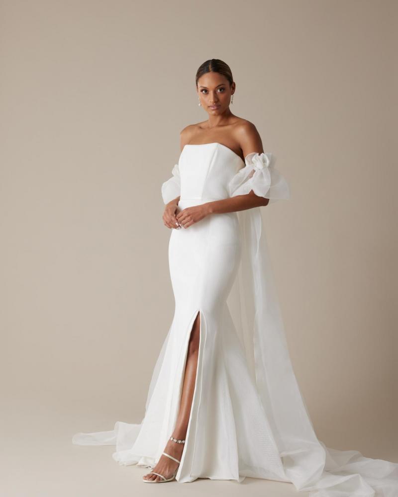 The Grace gown by Karen Willis Holmes, a strapless wedding dress made in unique mesh material.