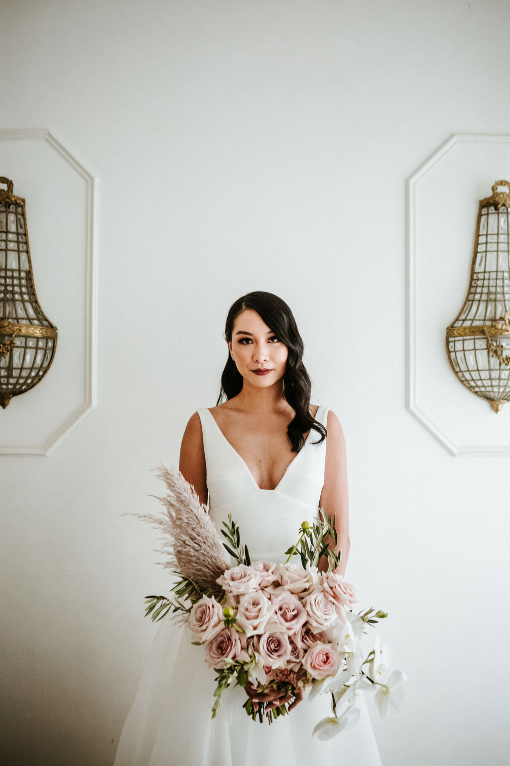 Modern A-line | Karen Willis Holmes | Wedding Dress