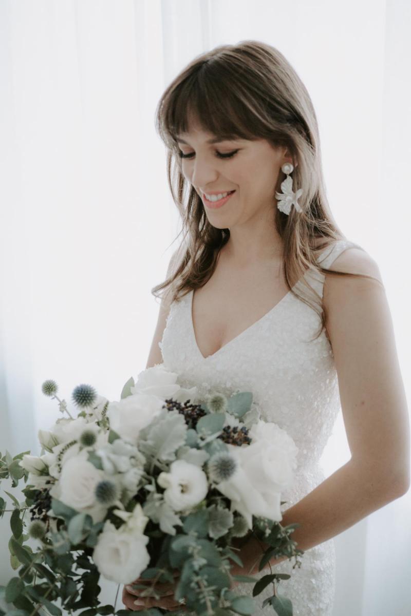 Real bride Ania wore the Luxe Lola wedding dress by Karen Willis Holmes.