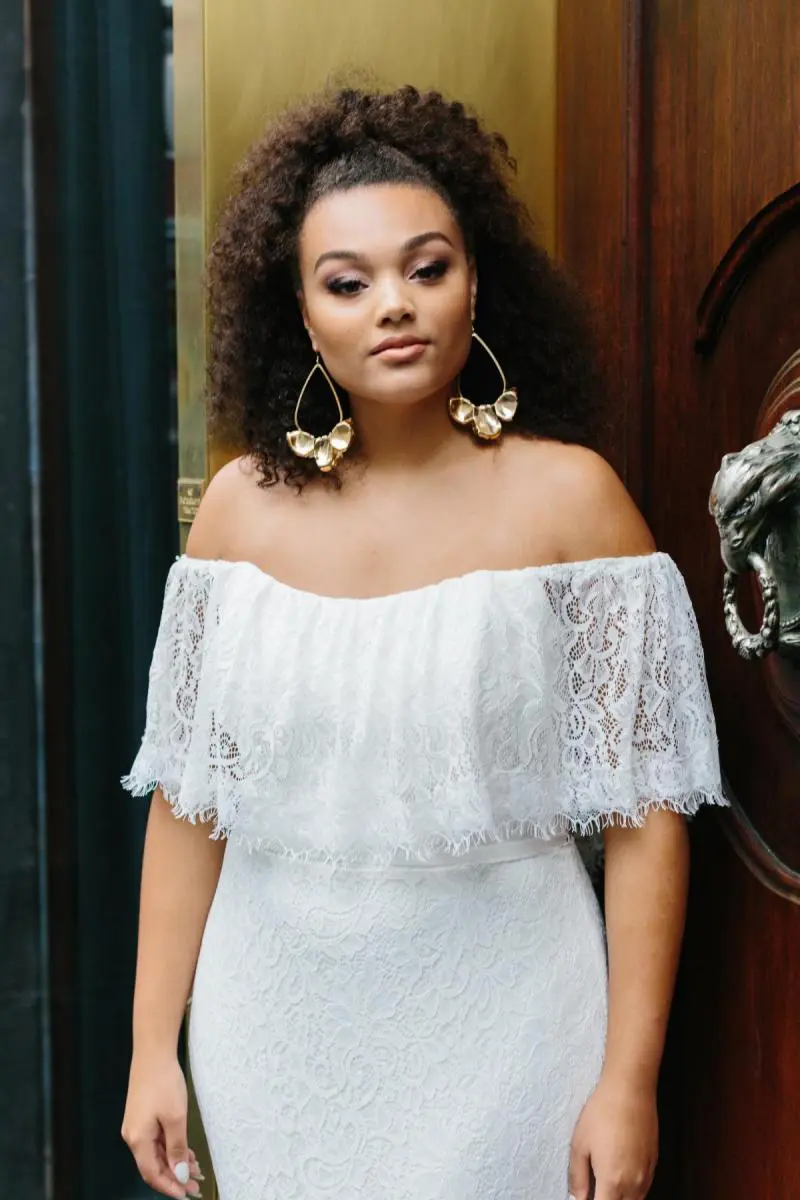 curve dream dresses Faviana 11255 Prom Dress - Black main image 1