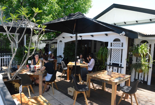 Cafe Bema; a tropical garden cafe located in Paddington, Brisbane