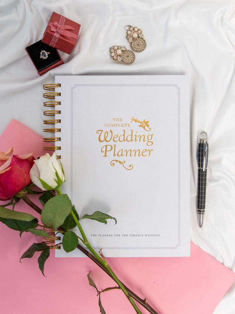 The Complete Wedding Planner Book and Organizer by DayWorks