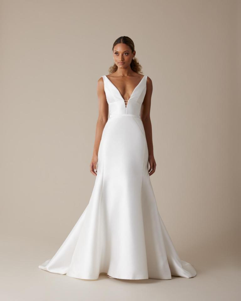 Structured Wedding Dresses & Gowns | Structured Bridal Dresses