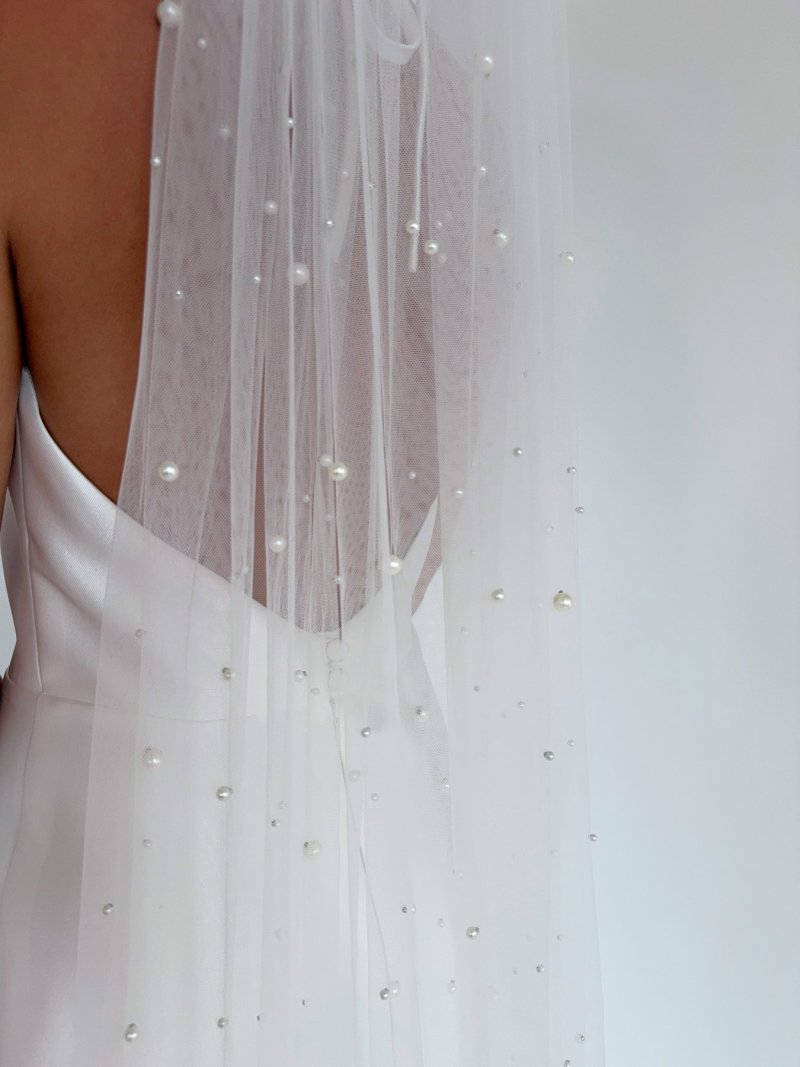 Pearl Wedding Veil Karen Willis Holmes KWH Bridal