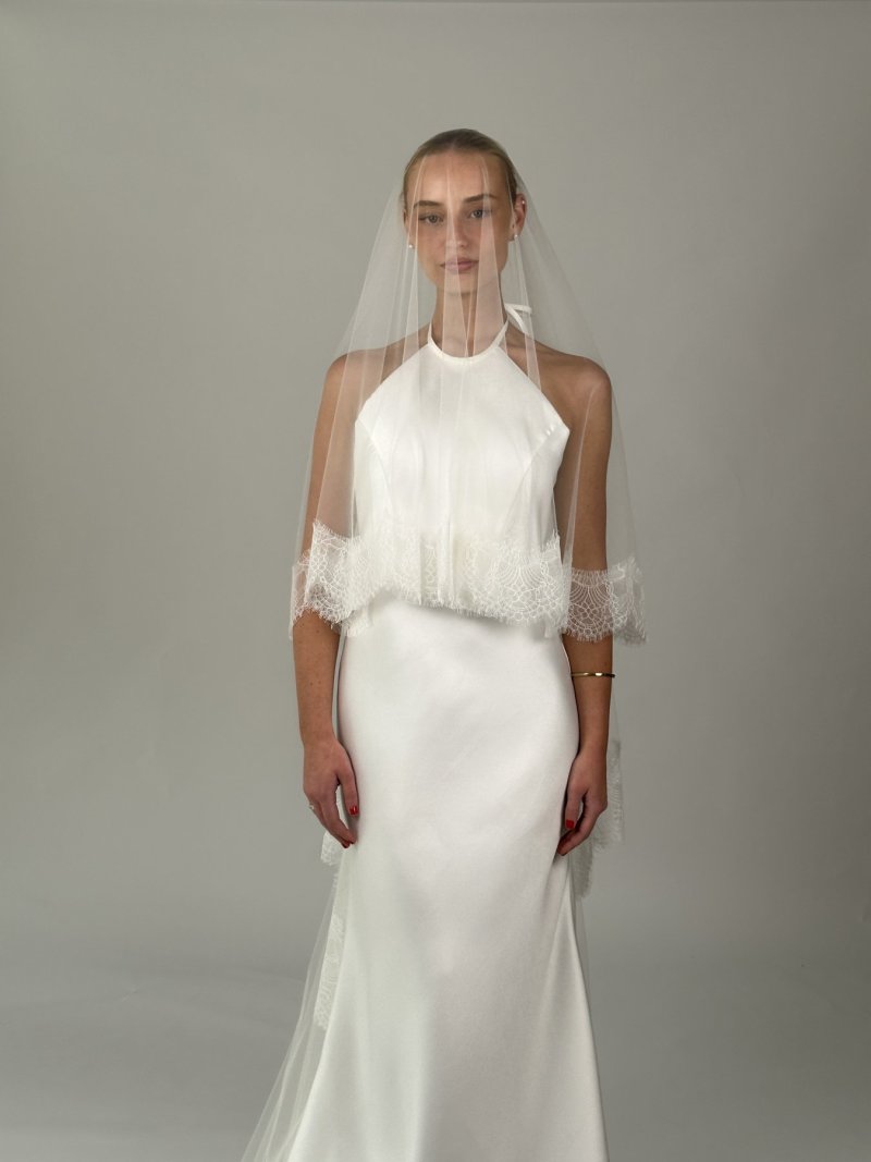 Chantilly Lace Veil