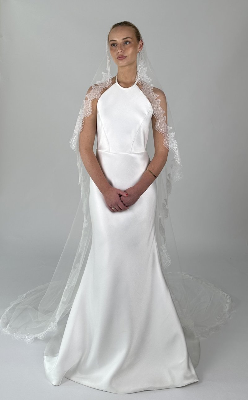 Chantilly Lace Veil