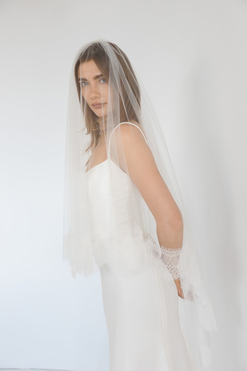 Chantilly Lace Veil