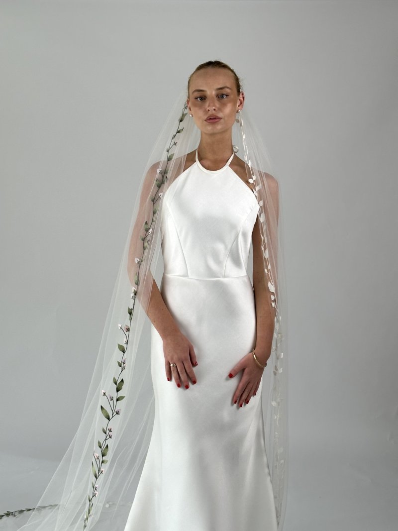 Floral Vine Embroidered Veil