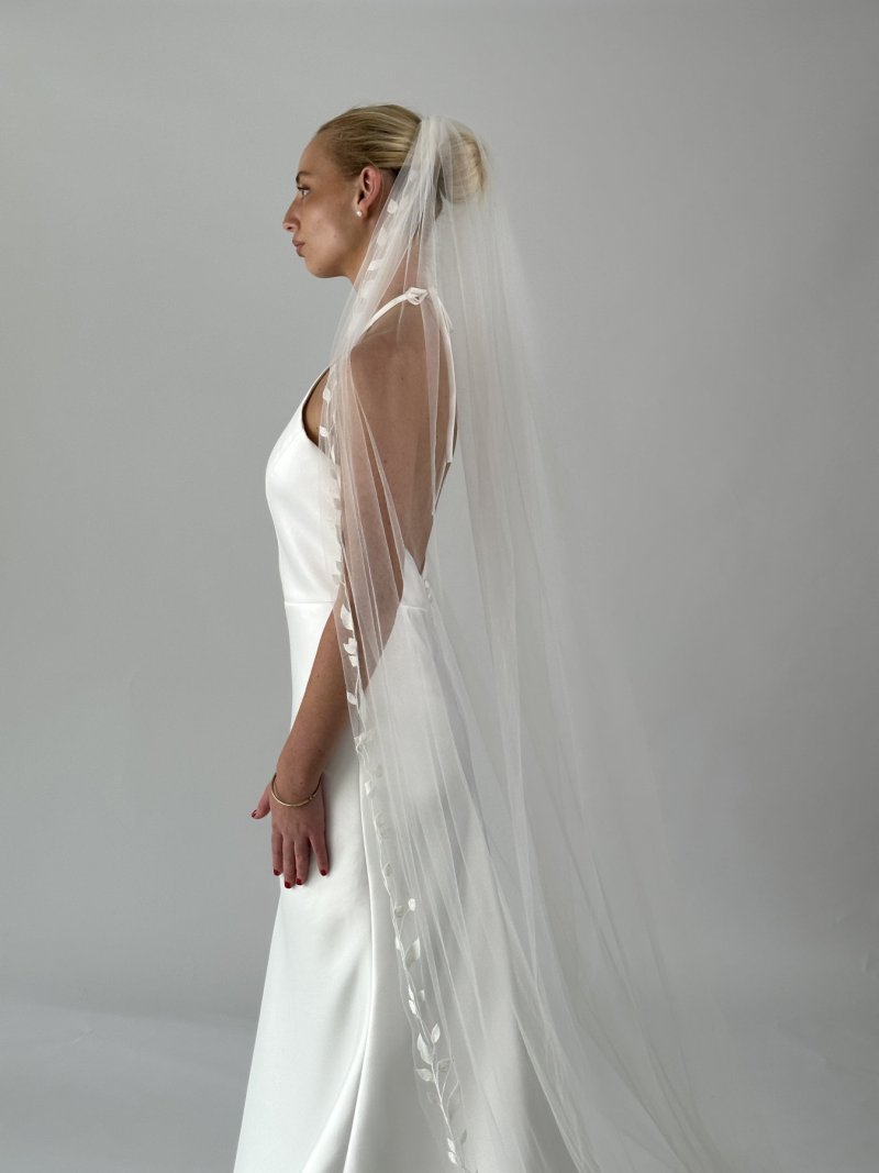 Floral Vine Embroidered Veil