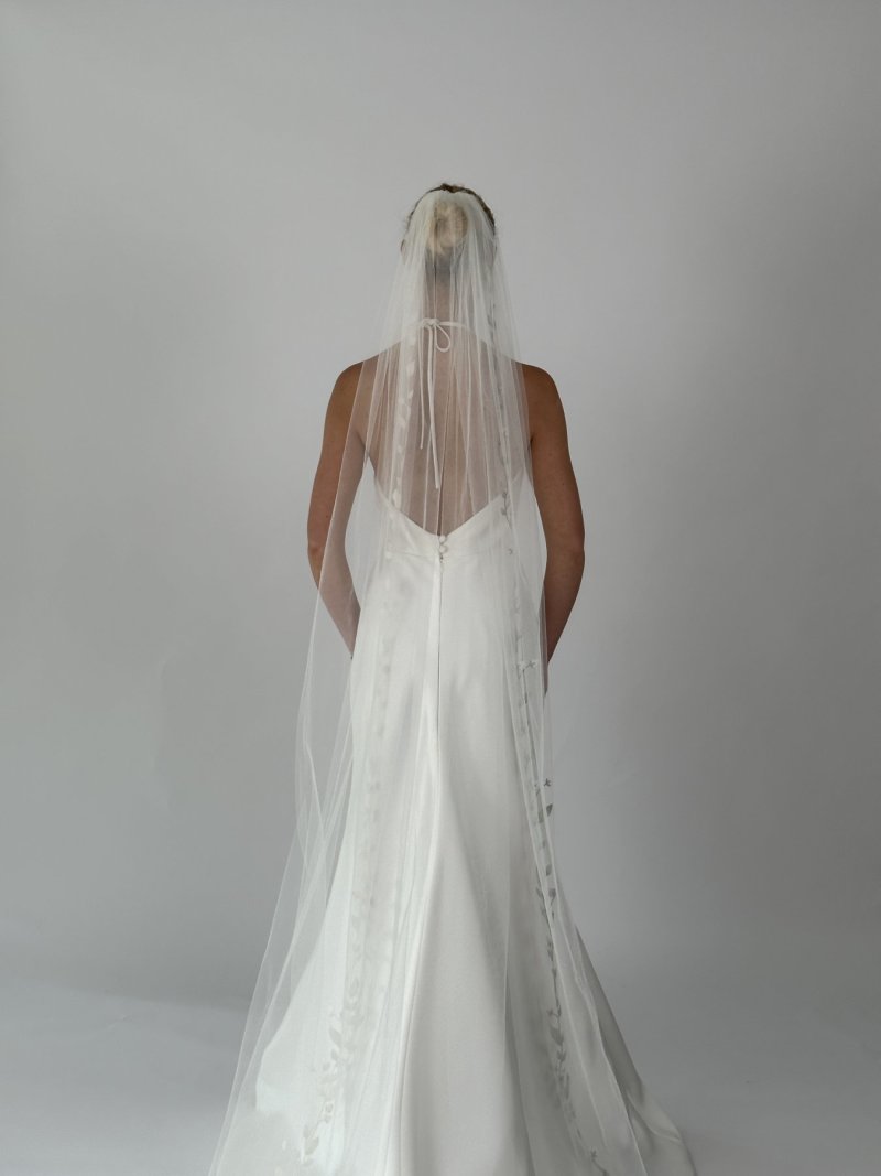 Floral Vine Embroidered Veil