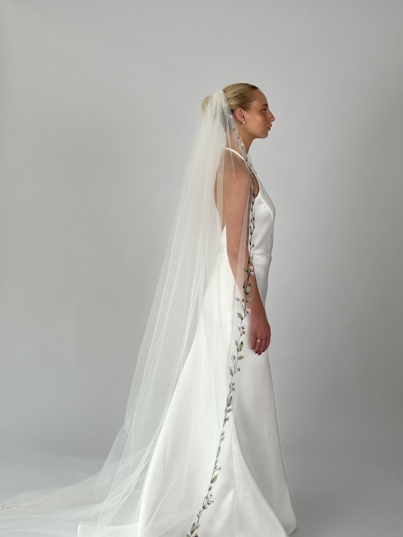 Floral Vine Embroidered Veil