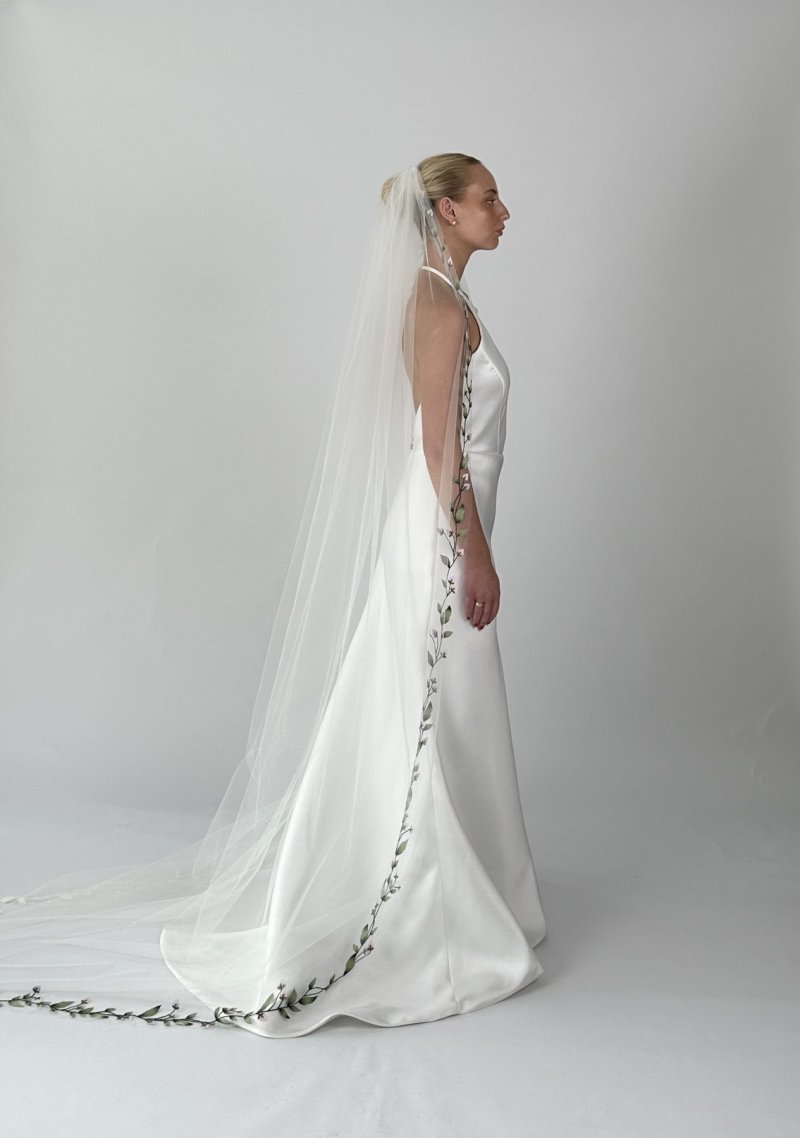 Floral Vine Embroidered Veil