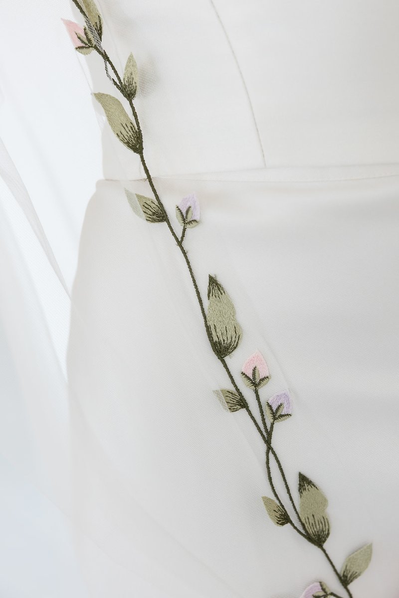Floral Vine Embroidered Veil