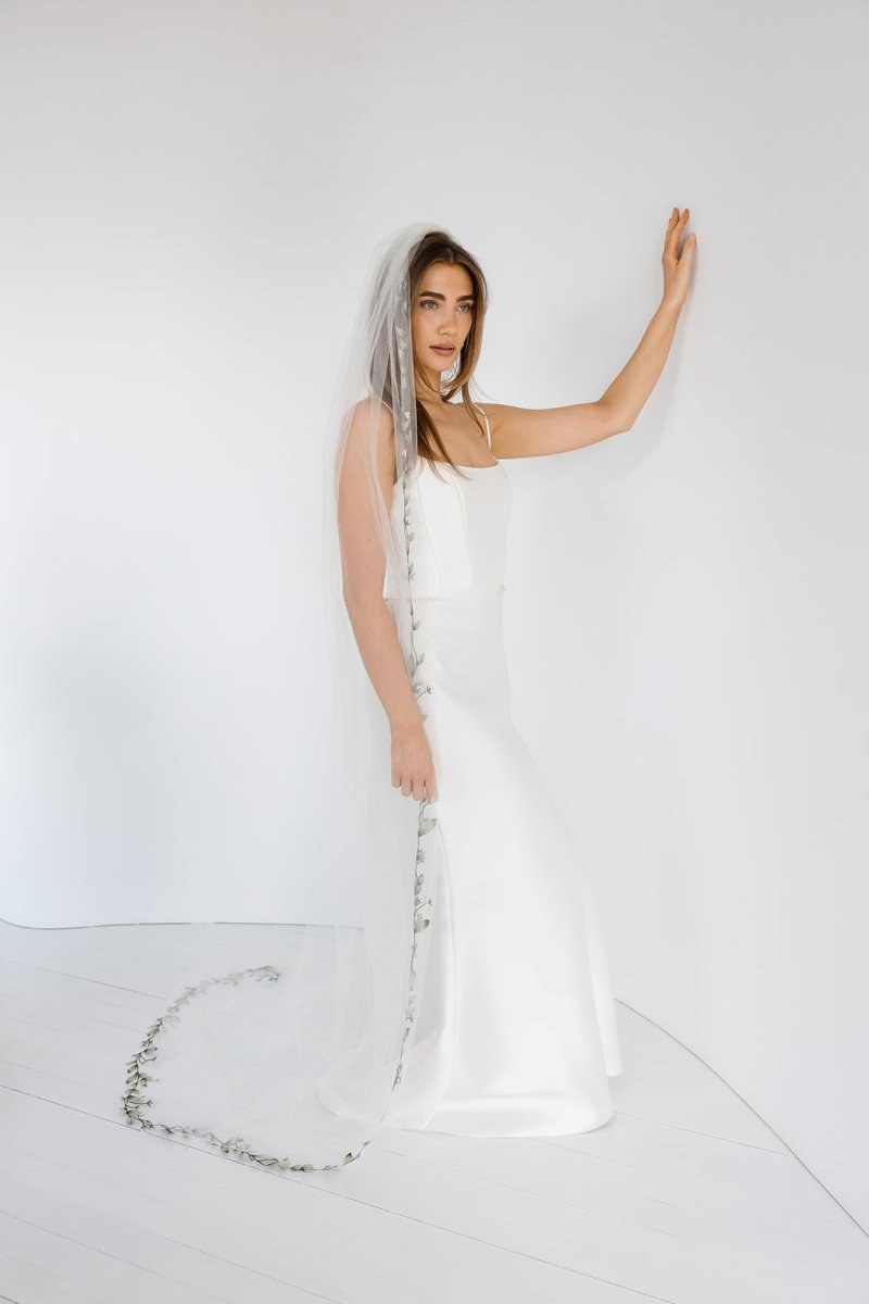 Floral Vine Embroidered Veil