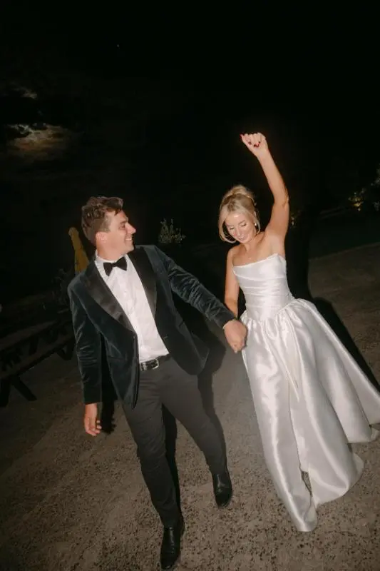 When to Start Trying on Wedding Dresses | KWH Bridal When to Start Trying on Wedding Dresses | KWH Bridal
