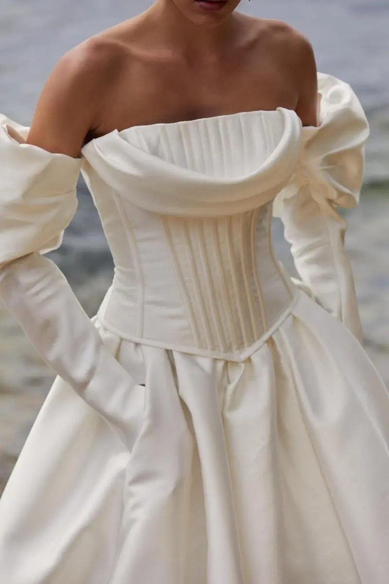long sleeve wedding dress