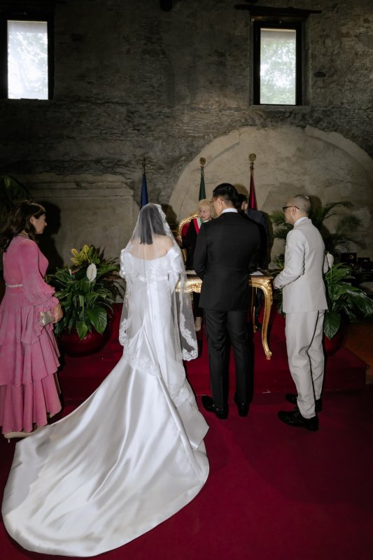 bride in her wedding gown, bridal fashion
