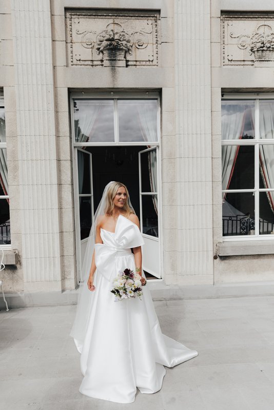 bride wearing ines and julianne