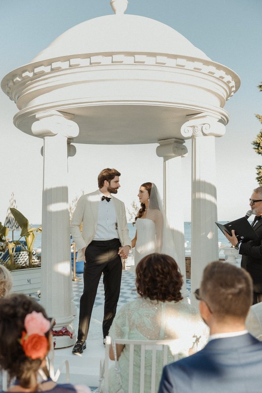 Real Bride wearing a romantic wedding dress by KWH Bridal, Karen Willis Holmes. Wedding Dresses Australia, Wedding dresses Sydney, Wedding Dresses Melbourne, Wedding dresses Brisbane