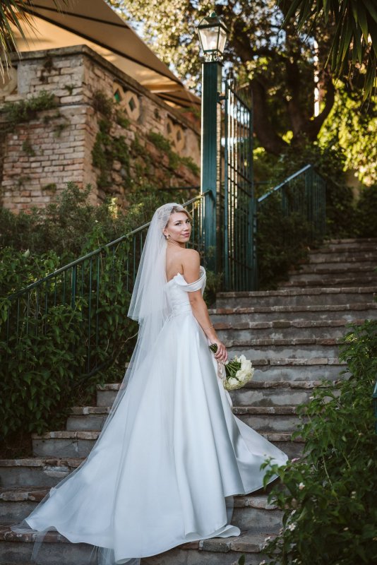 wedding gown