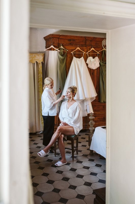 wedding gown, bridal make up