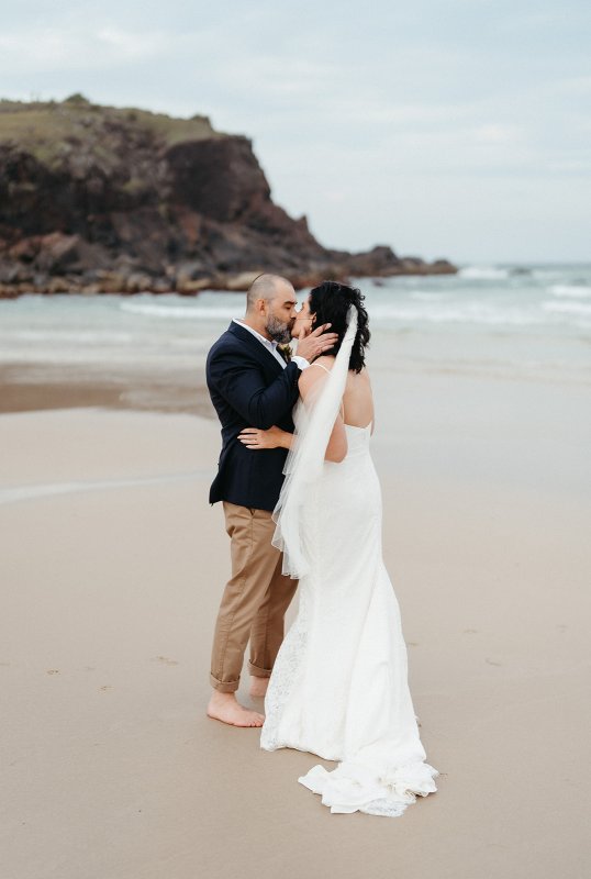 Real Bride wearing a romantic wedding dress by KWH Bridal, Karen Willis Holmes. Wedding Dresses Australia, Wedding dresses Sydney, Wedding Dresses Melbourne, Wedding dresses Brisbane