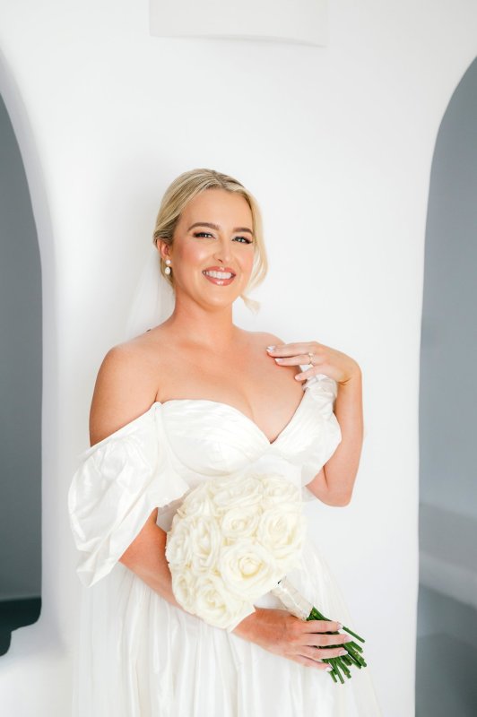 Real Bride wearing a romantic wedding dress by KWH Bridal, Karen Willis Holmes. Wedding Dresses Australia, Wedding dresses Sydney, Wedding Dresses Melbourne, Wedding dresses Brisbane