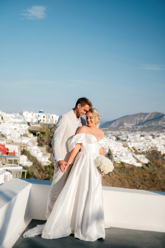 Real Bride wearing a romantic wedding dress by KWH Bridal, Karen Willis Holmes. Wedding Dresses Australia, Wedding dresses Sydney, Wedding Dresses Melbourne, Wedding dresses Brisbane