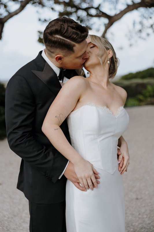 Real Bride wearing a romantic wedding dress by KWH Bridal, Karen Willis Holmes. Wedding Dresses Australia, Wedding dresses Sydney, Wedding Dresses Melbourne, Wedding dresses Brisbane