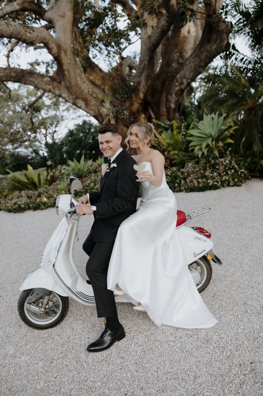 Real Bride wearing a romantic wedding dress by KWH Bridal, Karen Willis Holmes. Wedding Dresses Australia, Wedding dresses Sydney, Wedding Dresses Melbourne, Wedding dresses Brisbane