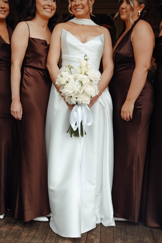 Real Bride wearing a romantic wedding dress by KWH Bridal, Karen Willis Holmes. Wedding Dresses Australia, Wedding dresses Sydney, Wedding Dresses Melbourne, Wedding dresses Brisbane