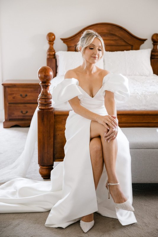 Real Bride wearing a romantic wedding dress by KWH Bridal, Karen Willis Holmes. Wedding Dresses Australia, Wedding dresses Sydney, Wedding Dresses Melbourne, Wedding dresses Brisbane
