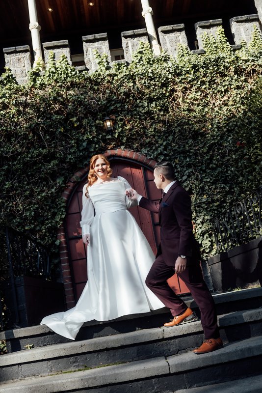 Real Bride wearing a romantic wedding dress by KWH Bridal, Karen Willis Holmes. Wedding Dresses Australia, Wedding dresses Sydney, Wedding Dresses Melbourne, Wedding dresses Brisbane