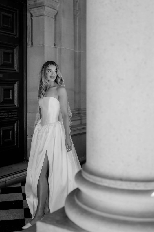 Real Bride wearing a romantic wedding dress by KWH Bridal, Karen Willis Holmes. Wedding Dresses Australia, Wedding dresses Sydney, Wedding Dresses Melbourne, Wedding dresses Brisbane