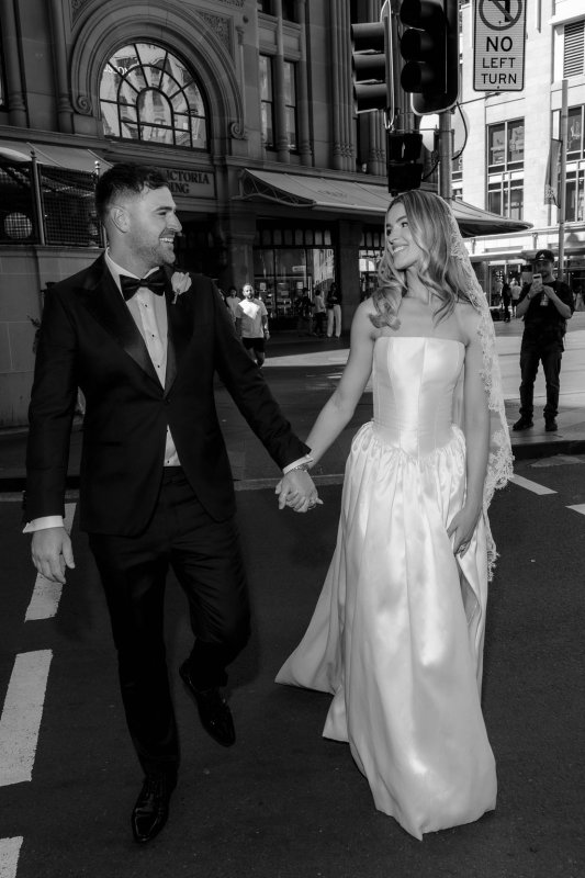 Real Bride wearing a romantic wedding dress by KWH Bridal, Karen Willis Holmes. Wedding Dresses Australia, Wedding dresses Sydney, Wedding Dresses Melbourne, Wedding dresses Brisbane