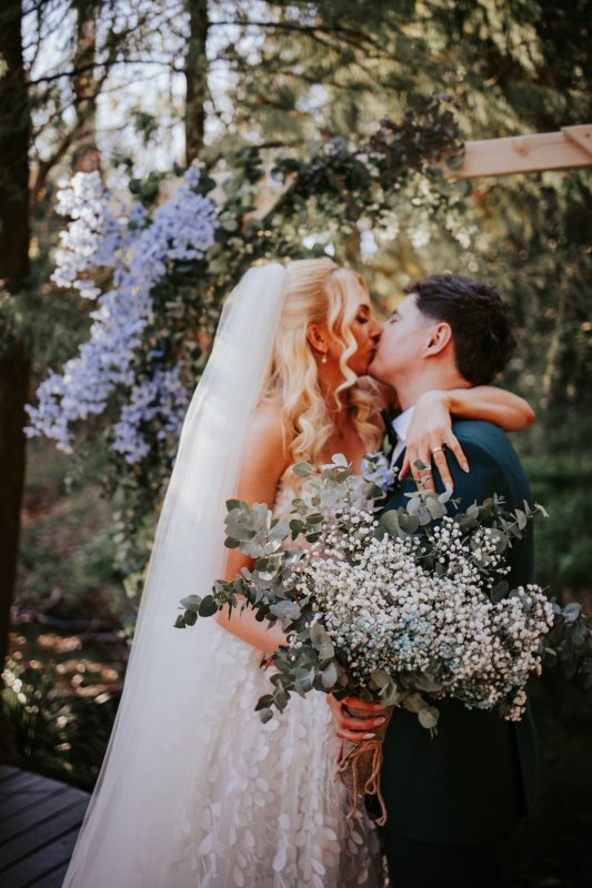 Real Bride wearing a romantic wedding dress by KWH Bridal, Karen Willis Holmes. Wedding Dresses Australia, Wedding dresses Sydney, Wedding Dresses Melbourne, Wedding dresses Brisbane