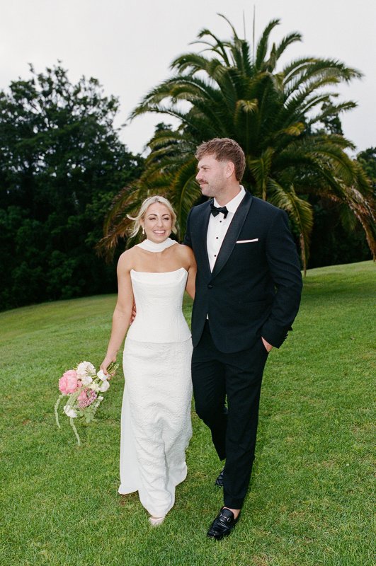 Real Bride wearing a romantic wedding dress by KWH Bridal, Karen Willis Holmes. Wedding Dresses Australia, Wedding dresses Sydney, Wedding Dresses Melbourne, Wedding dresses Brisbane