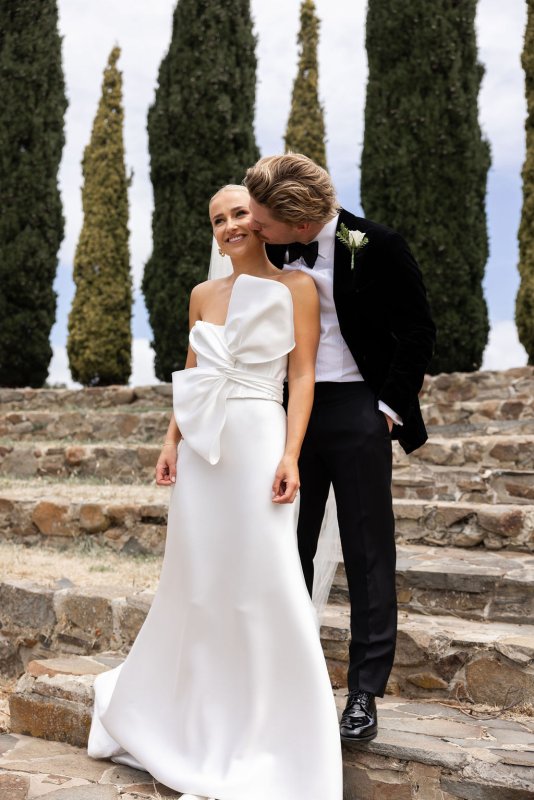 Real Bride wearing a romantic wedding dress by KWH Bridal, Karen Willis Holmes. Wedding Dresses Australia, Wedding dresses Sydney, Wedding Dresses Melbourne, Wedding dresses Brisbane