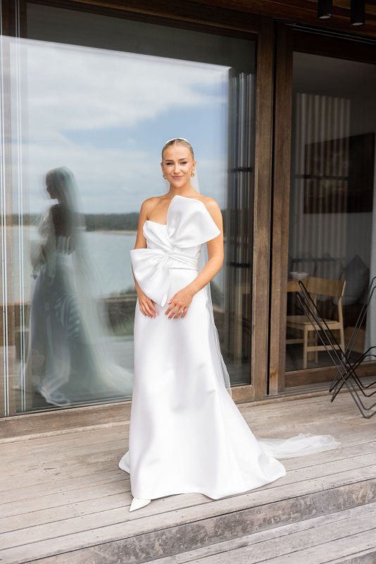 Real Bride wearing a romantic wedding dress by KWH Bridal, Karen Willis Holmes. Wedding Dresses Australia, Wedding dresses Sydney, Wedding Dresses Melbourne, Wedding dresses Brisbane