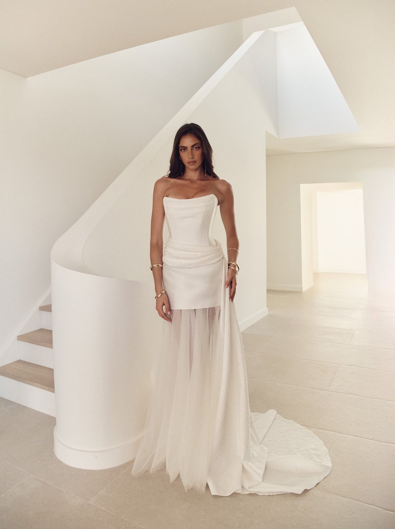 beach wedding dress, KWH Bridal, Karen Willis Holmes Wedding Dresses Australia