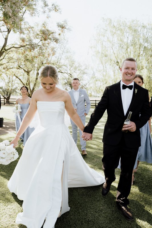 Real Bride wearing a romantic wedding dress by KWH Bridal, Karen Willis Holmes. Wedding Dresses Australia, Wedding dresses Sydney, Wedding Dresses Melbourne, Wedding dresses Brisbane