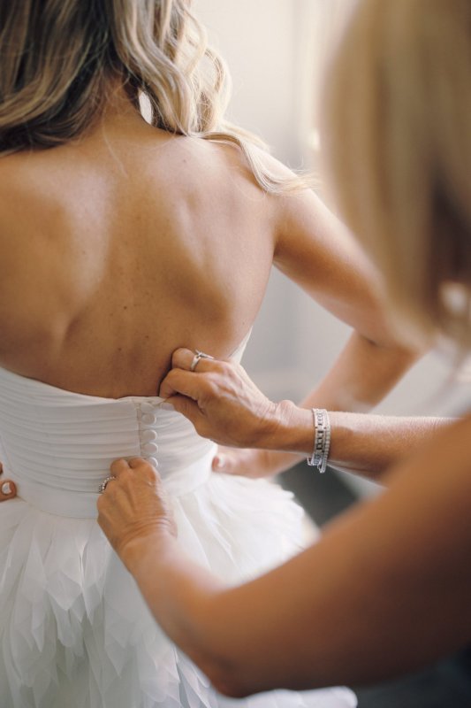 Real Bride wearing a romantic wedding dress by KWH Bridal, Karen Willis Holmes. Wedding Dresses Australia, Wedding dresses Sydney, Wedding Dresses Melbourne, Wedding dresses Brisbane