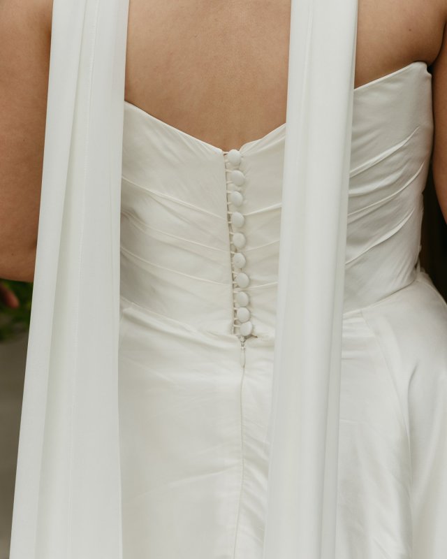 Real Bride wearing a romantic wedding dress by KWH Bridal, Karen Willis Holmes. Wedding Dresses Australia, Wedding dresses Sydney, Wedding Dresses Melbourne, Wedding dresses Brisbane