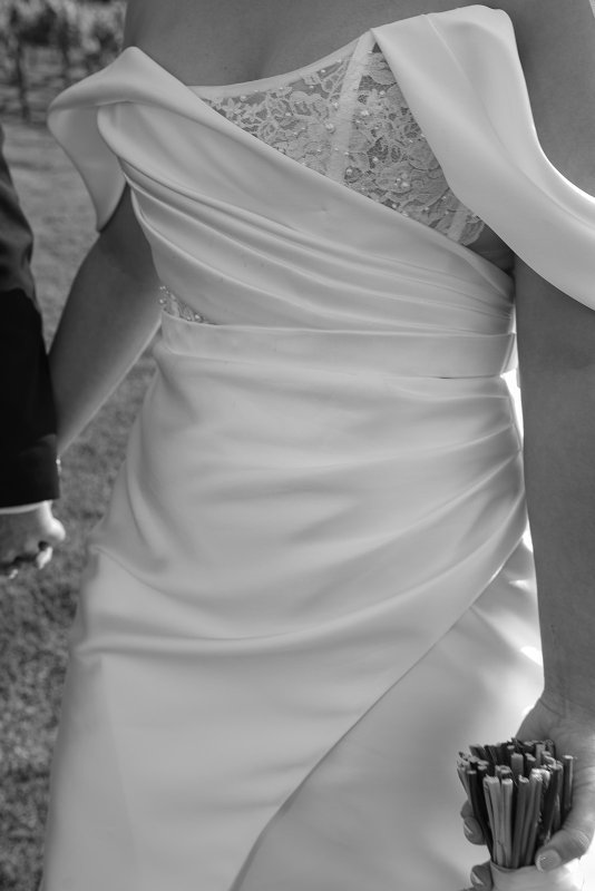 Real Bride wearing a romantic wedding dress by KWH Bridal, Karen Willis Holmes. Wedding Dresses Australia, Wedding dresses Sydney, Wedding Dresses Melbourne, Wedding dresses Brisbane