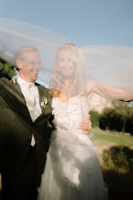 Real Bride wearing a romantic wedding dress by KWH Bridal, Karen Willis Holmes. Wedding Dresses Australia, Wedding dresses Sydney, Wedding Dresses Melbourne, Wedding dresses Brisbane